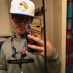 Meet your Posher, Glenn